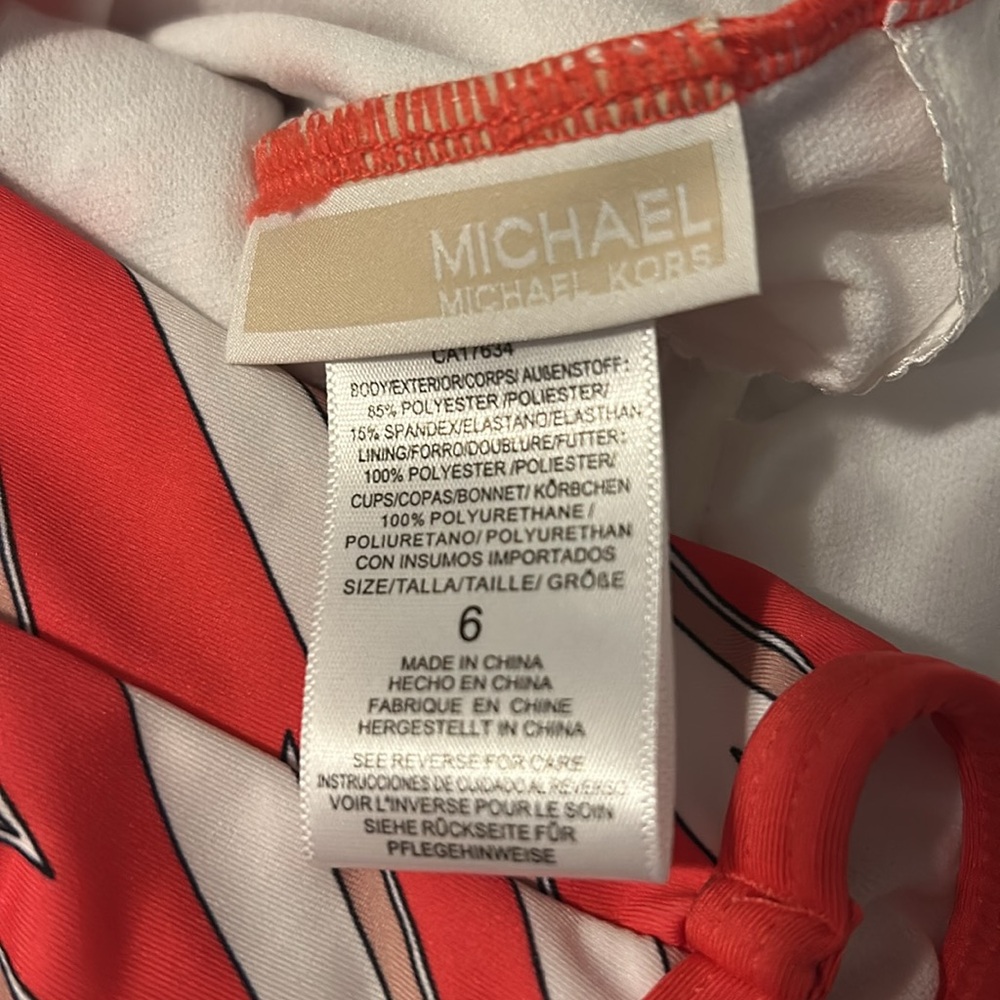 NWT Michael Kors Bandeau One Piece Bathing Suit. Size 6. - Picture 8 of 9